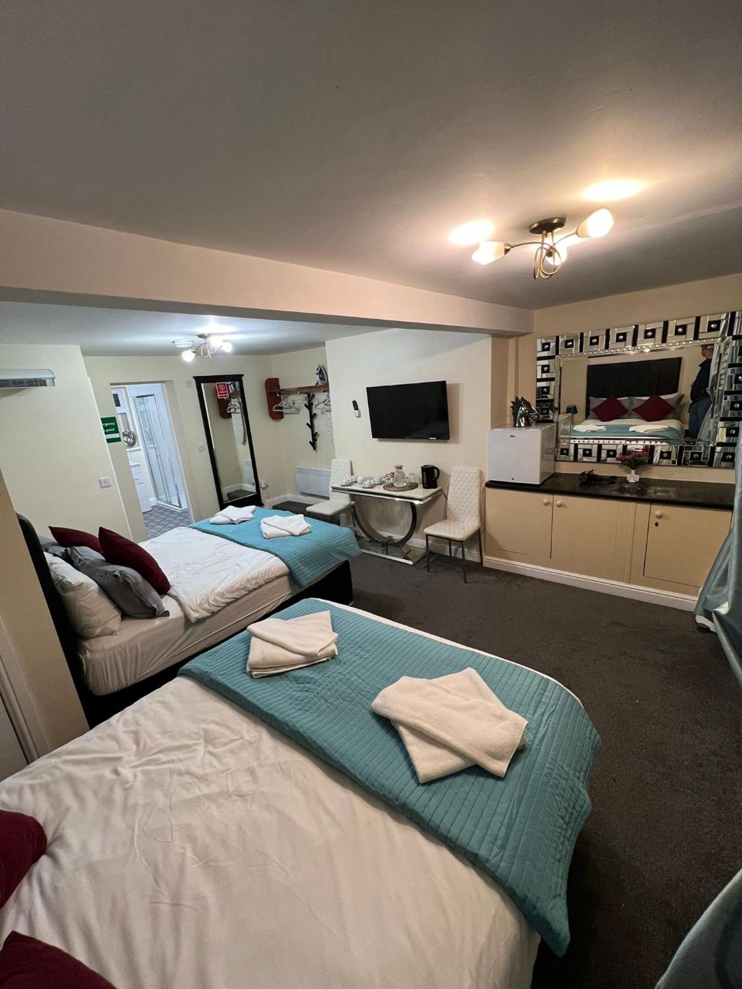Abbey Holiday Accommodation ويتبي المظهر الخارجي الصورة